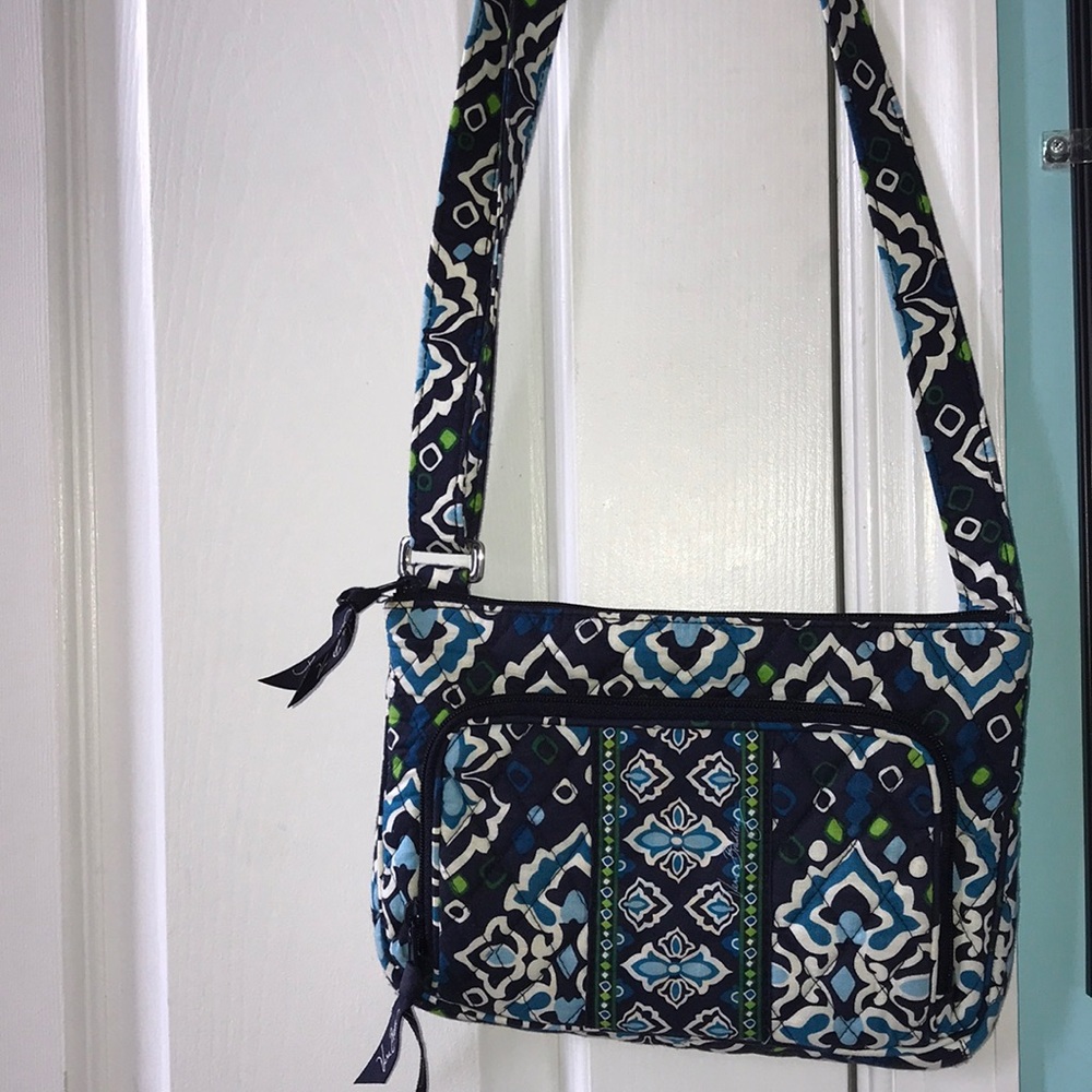 Vera Bradley cross strap lightweight bag